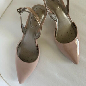 ALFANI Aged Vachetta Size 8 M Cassayspink